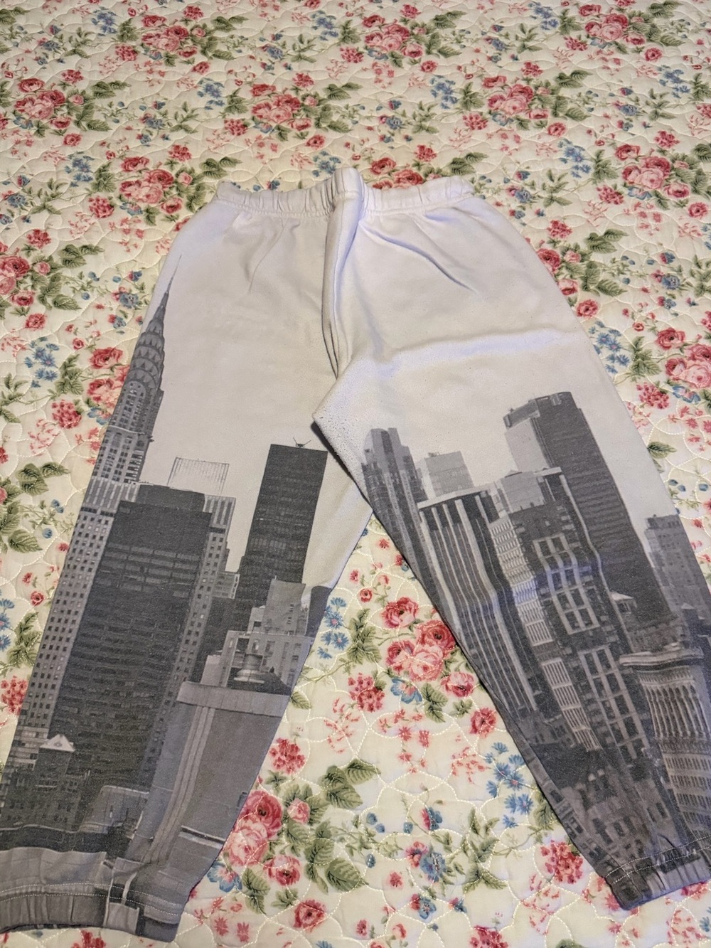 BCBGeneration Gray Cityscape Jogger Pants